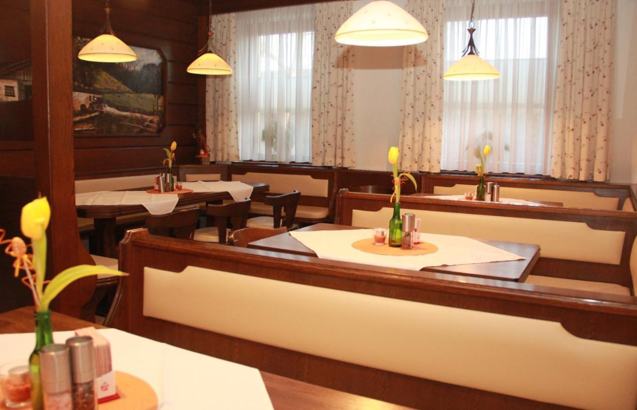 Gasthof Muehlendorfer Lanzenkirchen Buitenkant foto